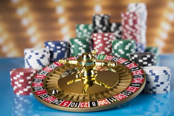aurahoki slot payment methods including DANA, OVO, GoPay, and QRIS on mobile screen